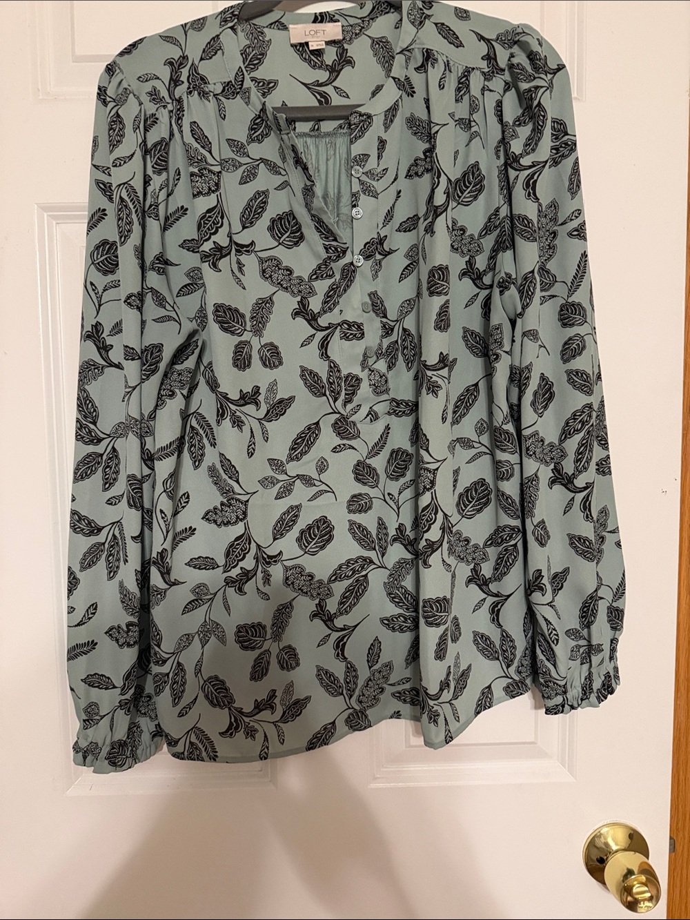 LOFT Seafoam Green Black Leaf-Print Button-Neck Blouse